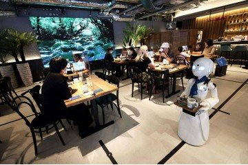 东京机器人咖啡馆为包容残疾人提供新思路